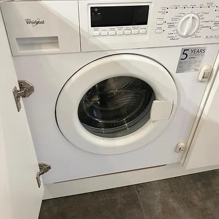 Champs De Mars 120 M2 דירה