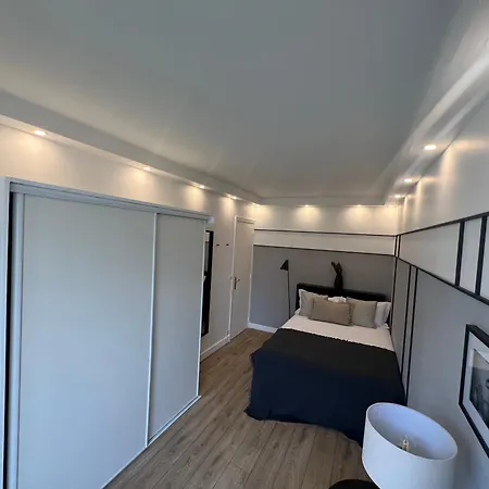דירה Champs De Mars 120 M2 *